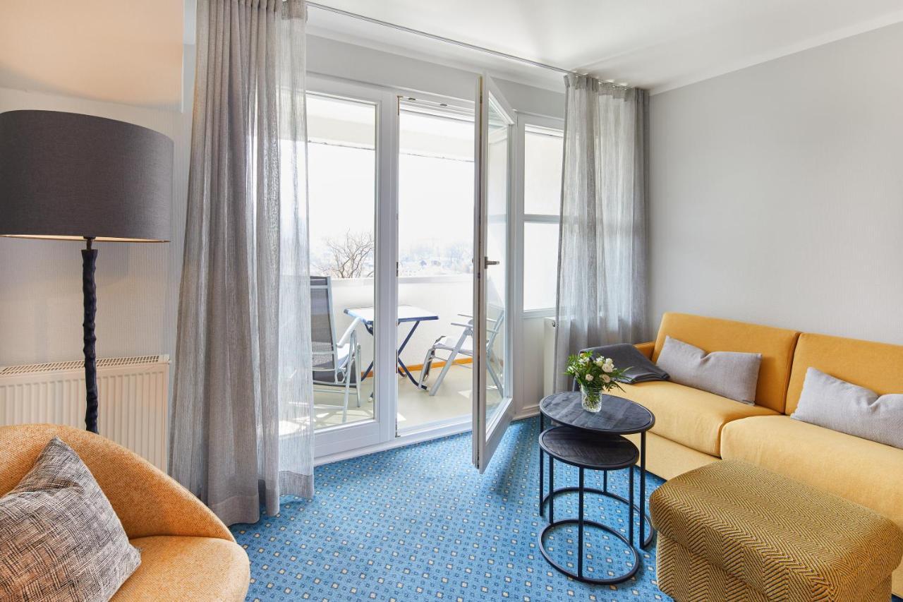 Hotel Sonneck Knüllwald エクステリア 写真