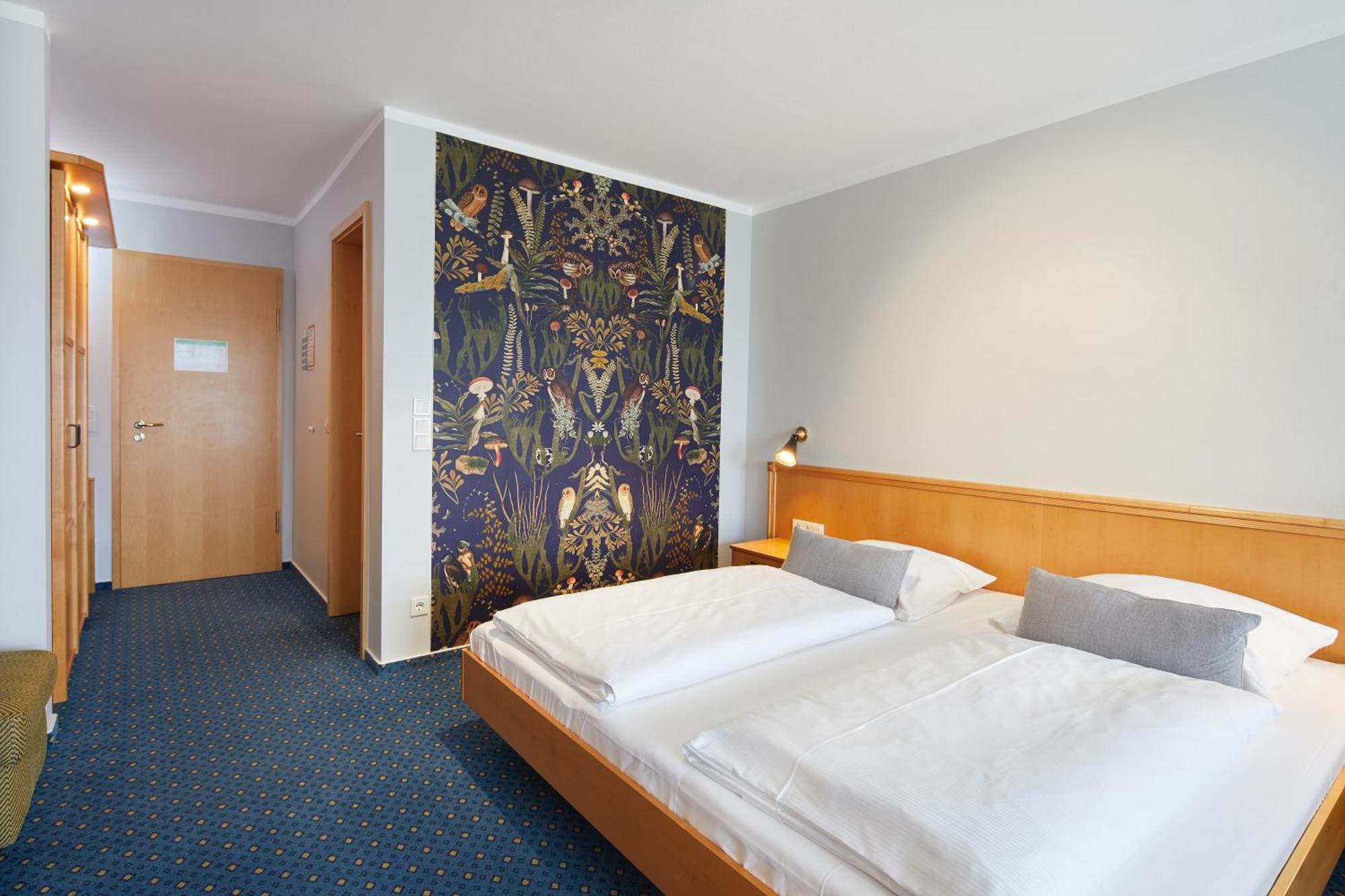 Hotel Sonneck Knüllwald エクステリア 写真